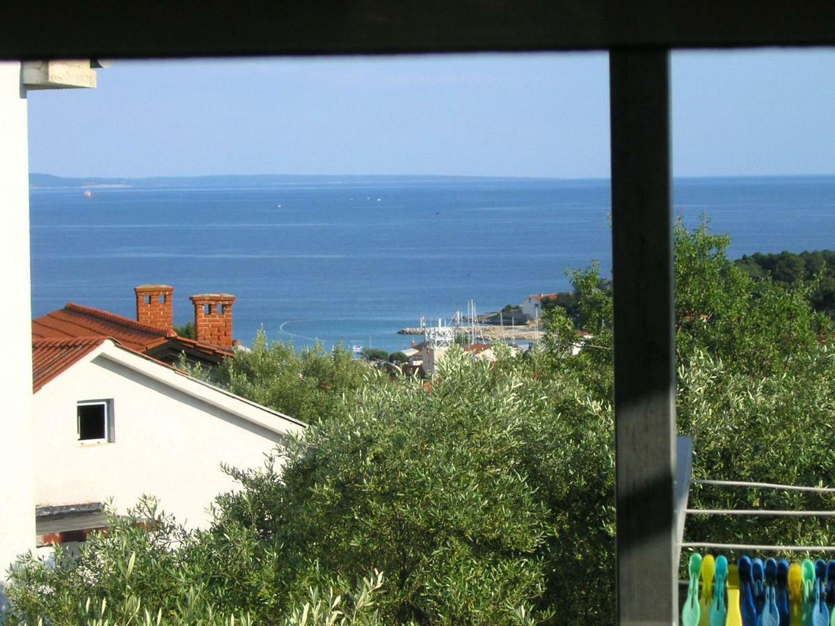Apartment Miroslav Krk Town Luaran gambar